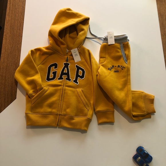 gap sweat suit womens
